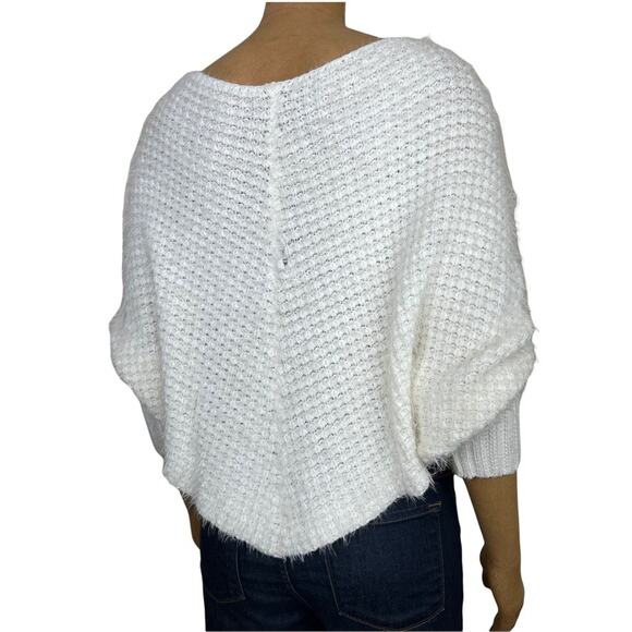 Elliatt Dolman Sleeve Sweater Size Small - Picture 5 of 10